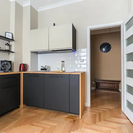 Margi Nell * 슈체친