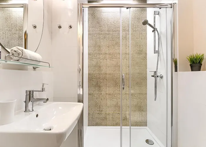 Margi Nell * Στσέτσιν